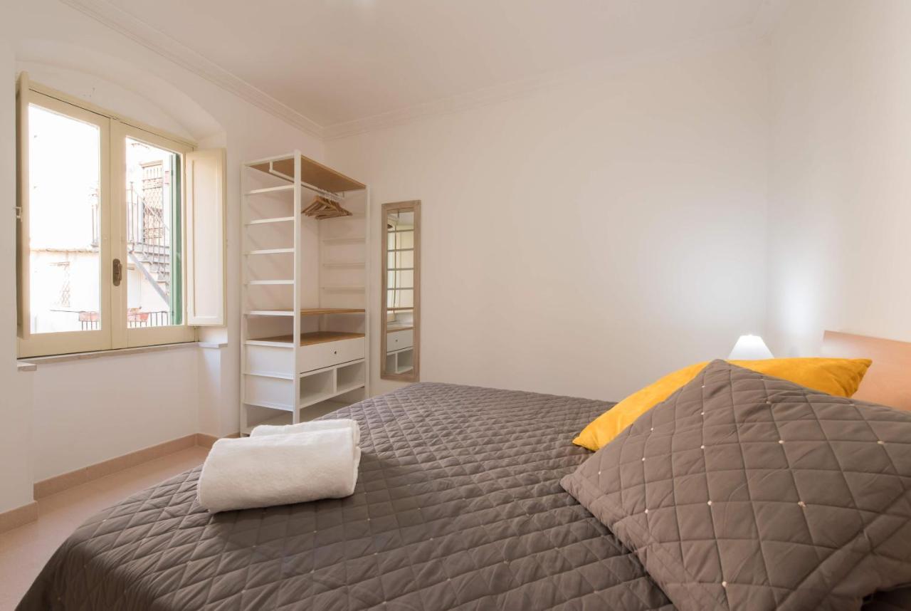 Duomo Seaside Deluxe Apartment By Ortigia Apartments Syracuse Ngoại thất bức ảnh