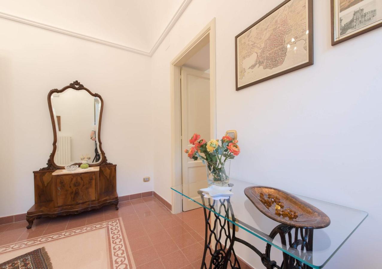 Duomo Seaside Deluxe Apartment By Ortigia Apartments Syracuse Ngoại thất bức ảnh
